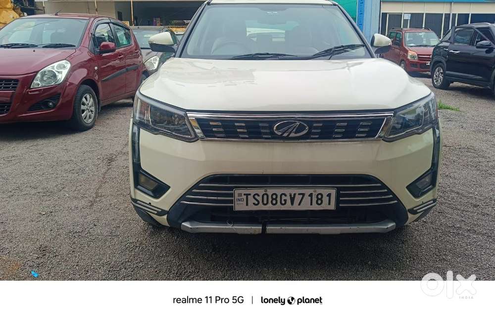 Mahindra XUV300 W8 Diesel, 2020, Diesel