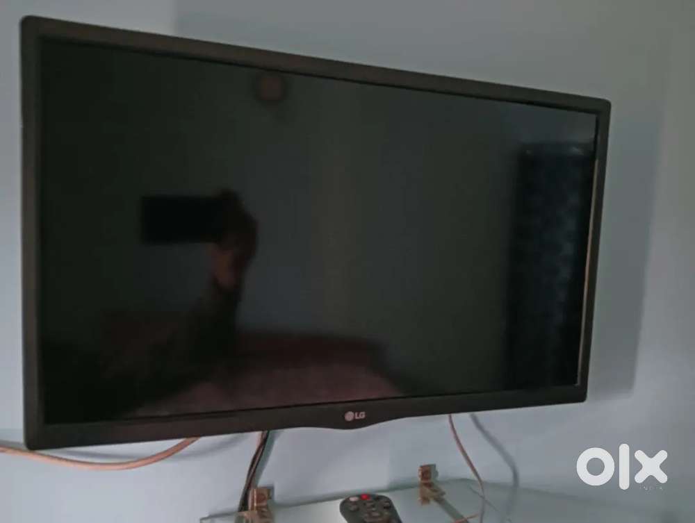 LG LED TV 22 inch
