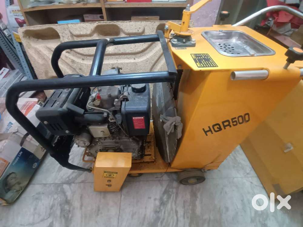 Concrete cutter machine