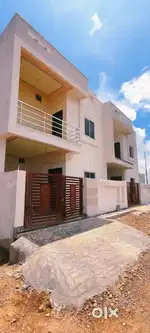 3BHK डुप्लेक्स कॉर्नर हाउस  40 फीट रोड  शानदार लोकेशन