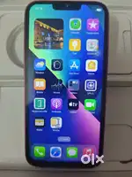 Android iPhone 14 Plus Look-Alike