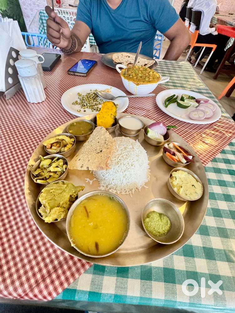 Require a female cook for home