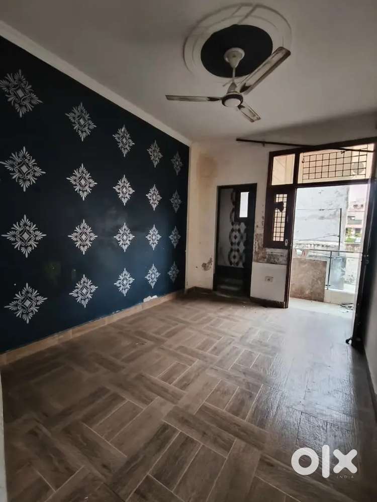 2BHK Independent for Rent near Dwarka mod metro with Lift and Parking