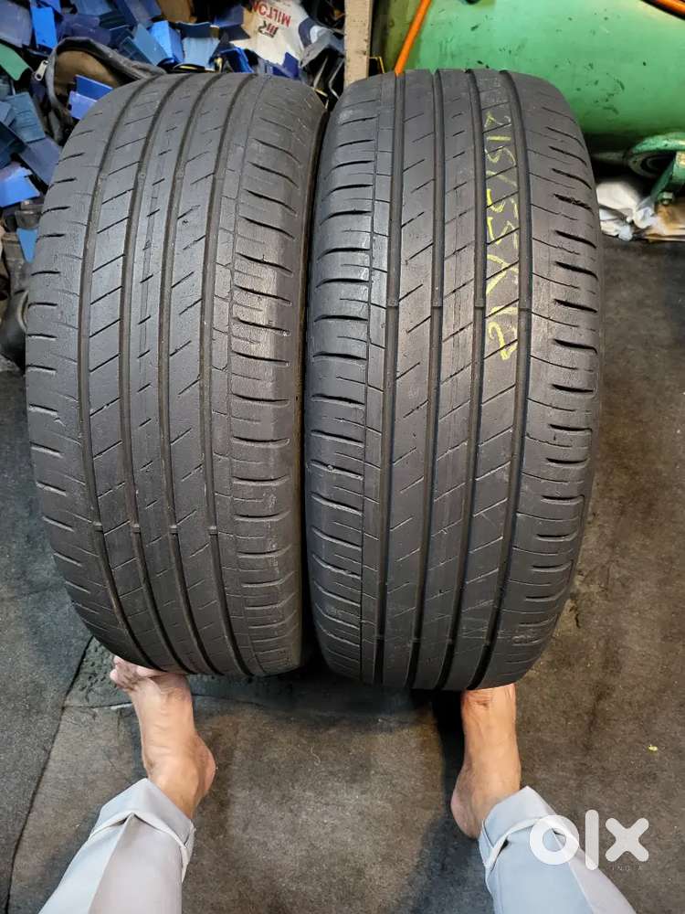 215 55 r 18.   Good year EFFICIENT GRIP  TYRE SALE