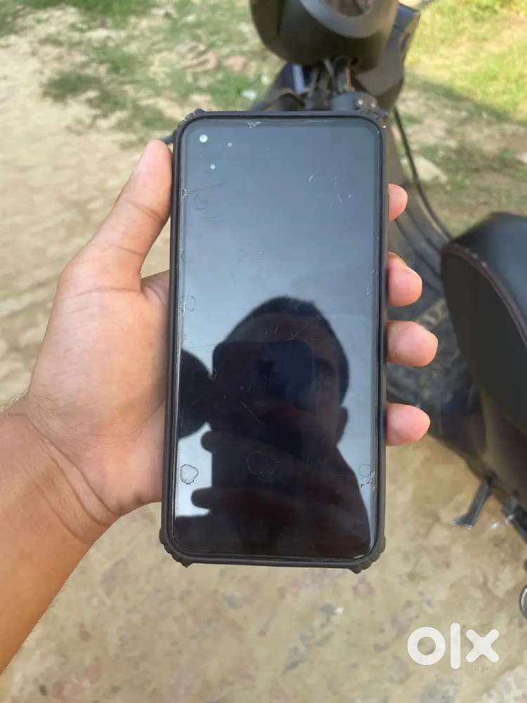 M11 in good condition with good battery life no issue