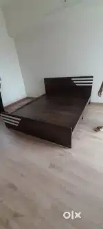 New non storage bed 5by6ft at factory cost colour options availabl