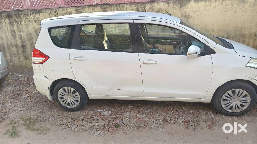 Maruti Suzuki Ertiga 2013 with sterio