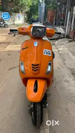 Vespa SXL 125