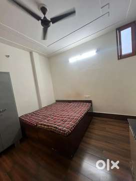 23 room pg fully furnished near graphic Era university