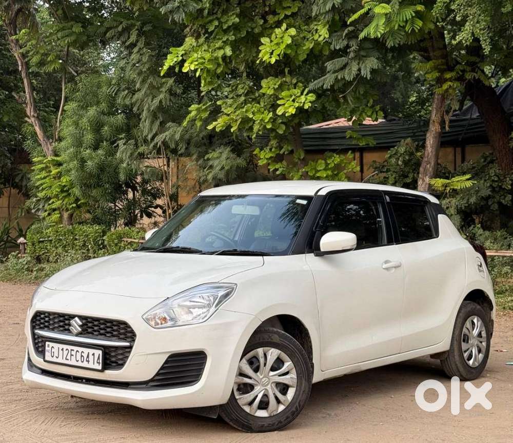 Maruti Suzuki Swift VXI Optional, 2023, Petrol