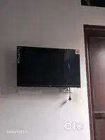 32 inchi lcd