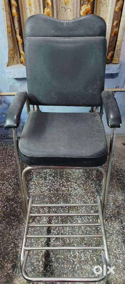 Parlour chair