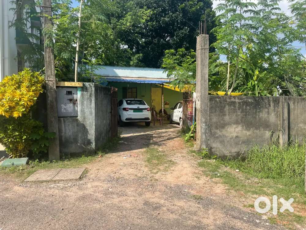 Warehouse, on 2100sq ft plot.