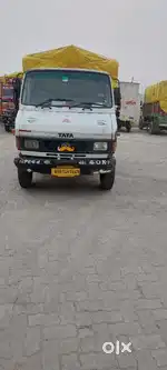 Pickup truck available ha 407 or Yodha