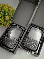 BLACKBERRY CURVE 9720 - BRAND NEW MOBILE WITH GENUINE BILL AND INVOICE