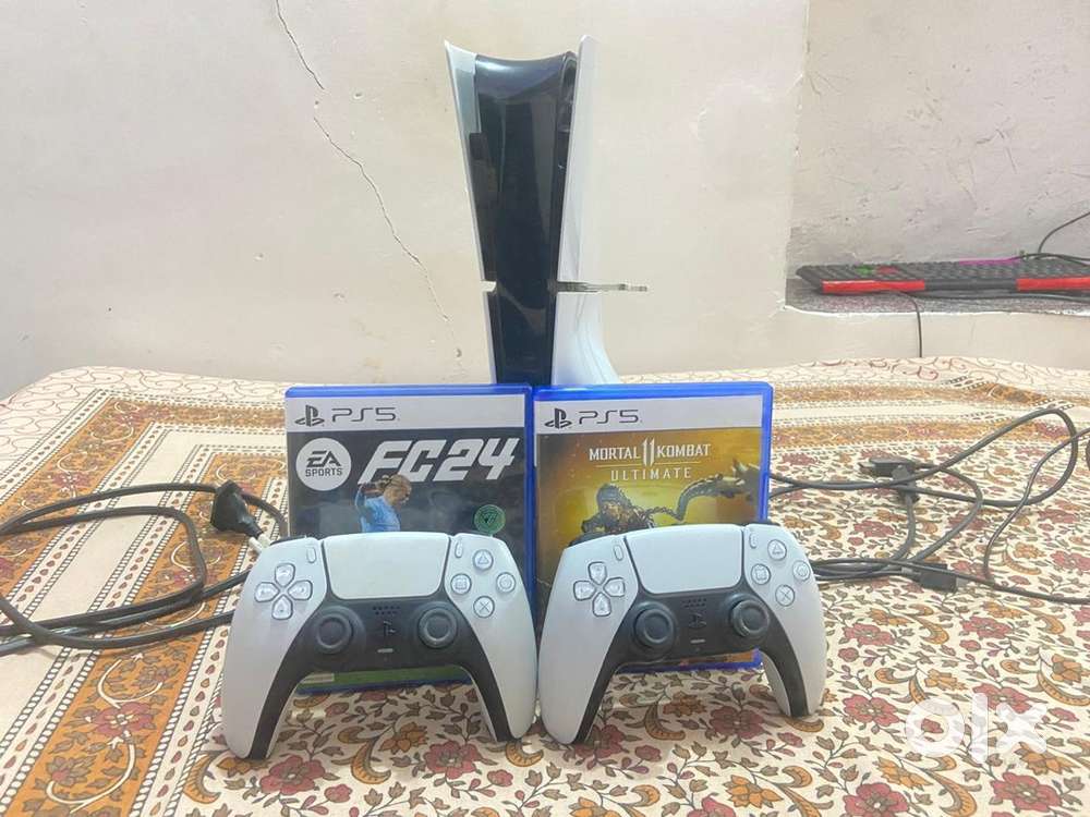 PS5 1TB Digital Edition – Like New, Hardly Used