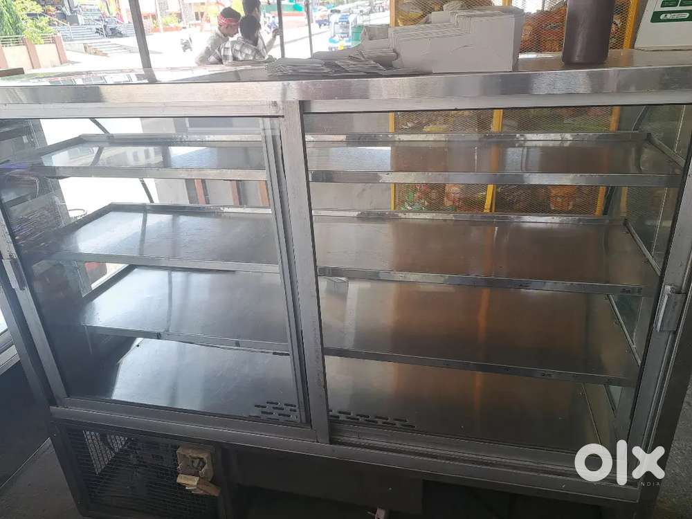 Bakery couter