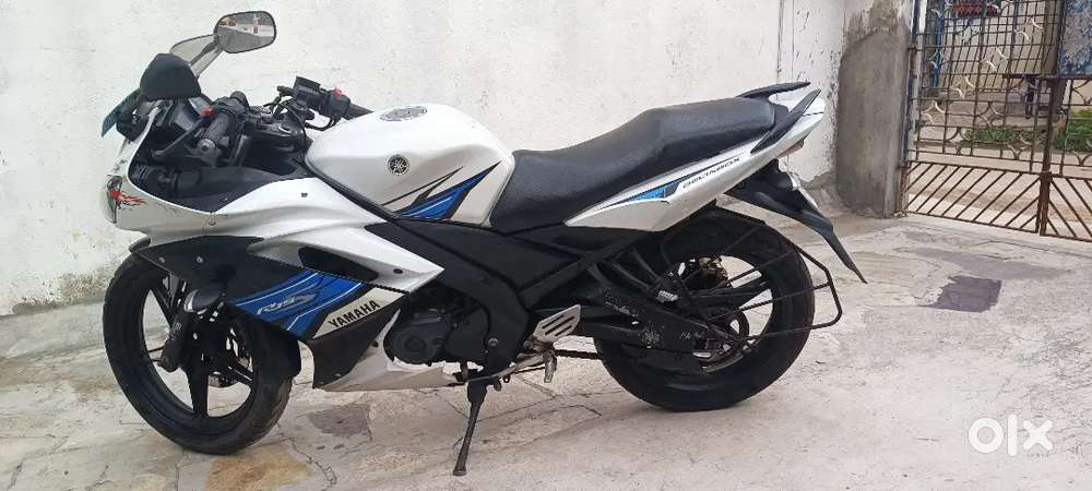 Yamaha R15