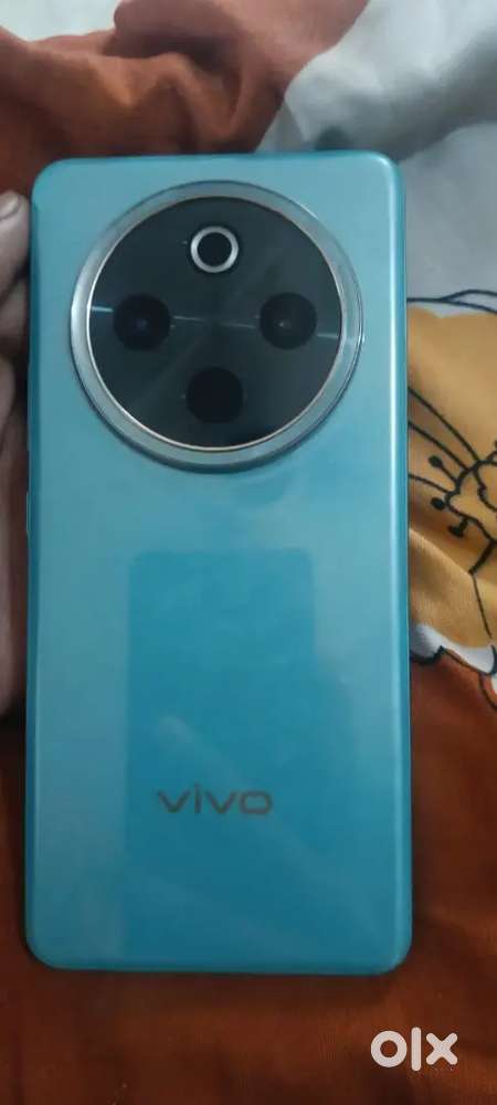 Vivo T4 5G A1 CONDITION  and box charger bill sab kuch