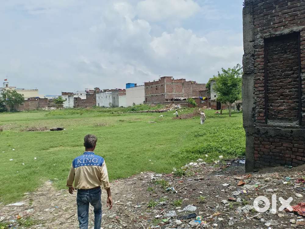 Beautiful plot for sale ,ashok vatika 740 fit market se bhtut sasta