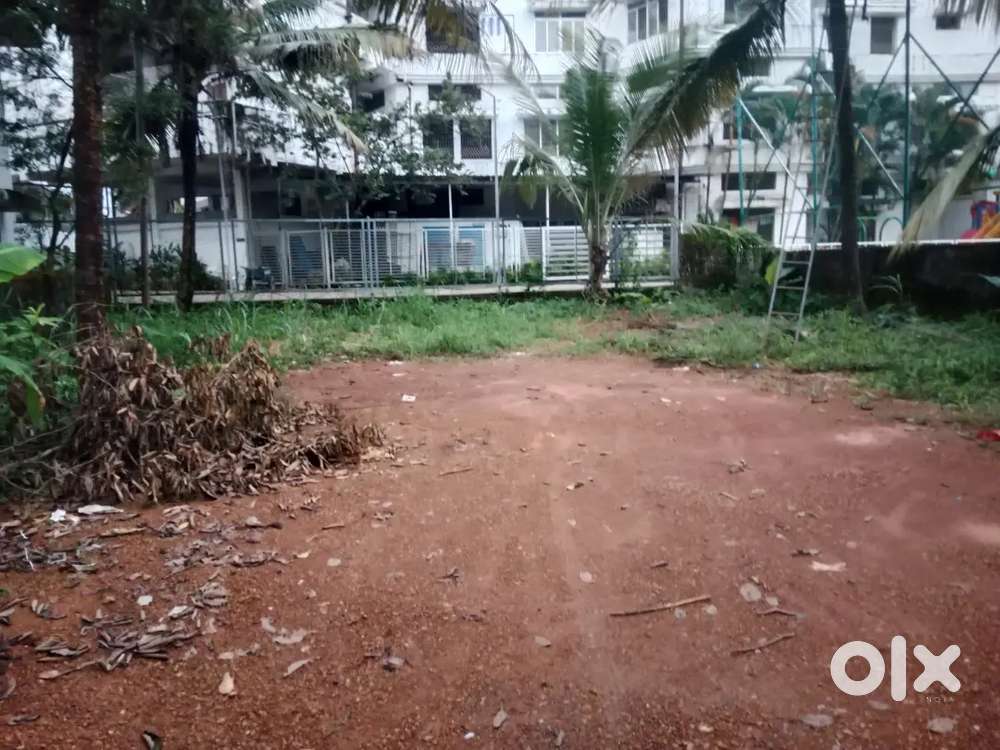 6 cent near Kalamassery municipal office