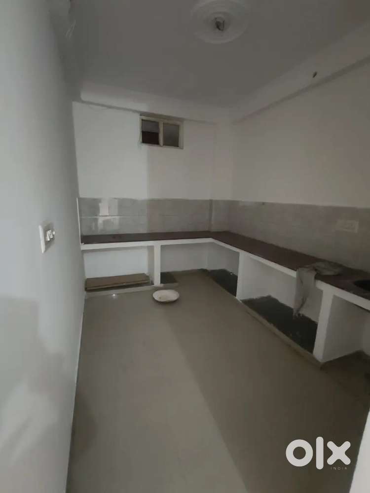 Spacious 1 bhk withbalcony for rent