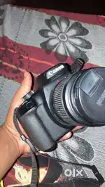 Cannon camera dslr 4000 d charger + battery + sd card sbh milega sth m