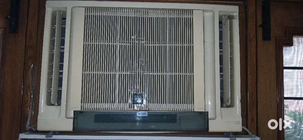 Air conditioner (without stabilizer)