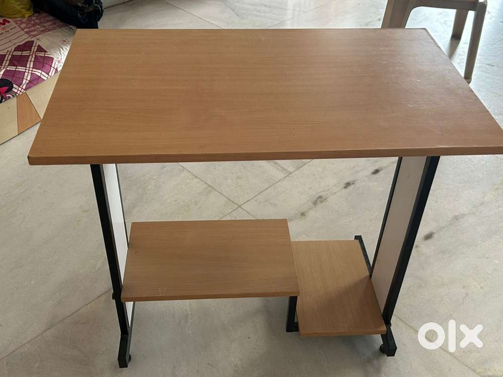 Computer/Laptop table