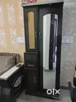 Dressing table