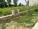 Ready to Move Plot – सीवर, रोड, लाइट सब सुविधा के साथ किसान पथ से लगा