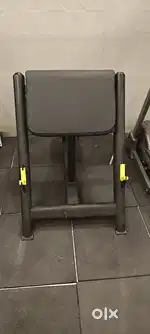 Preacher bench as good as new