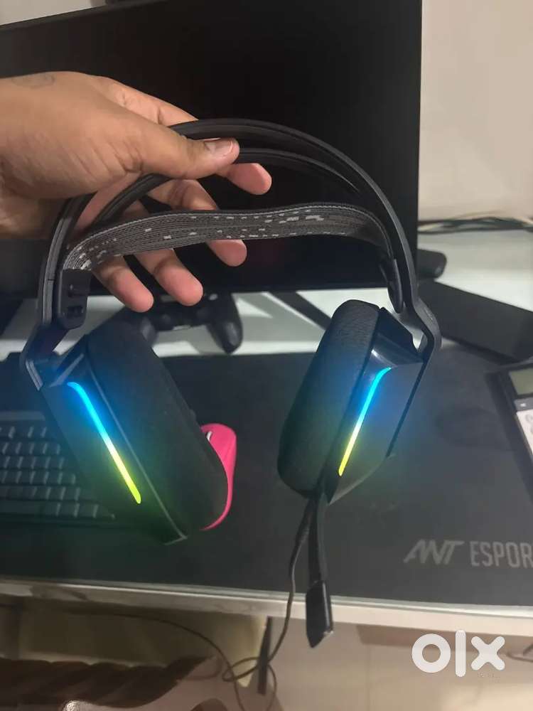 Logitech RGB  Gaming Headphone and keyboard  10 Days old with bill