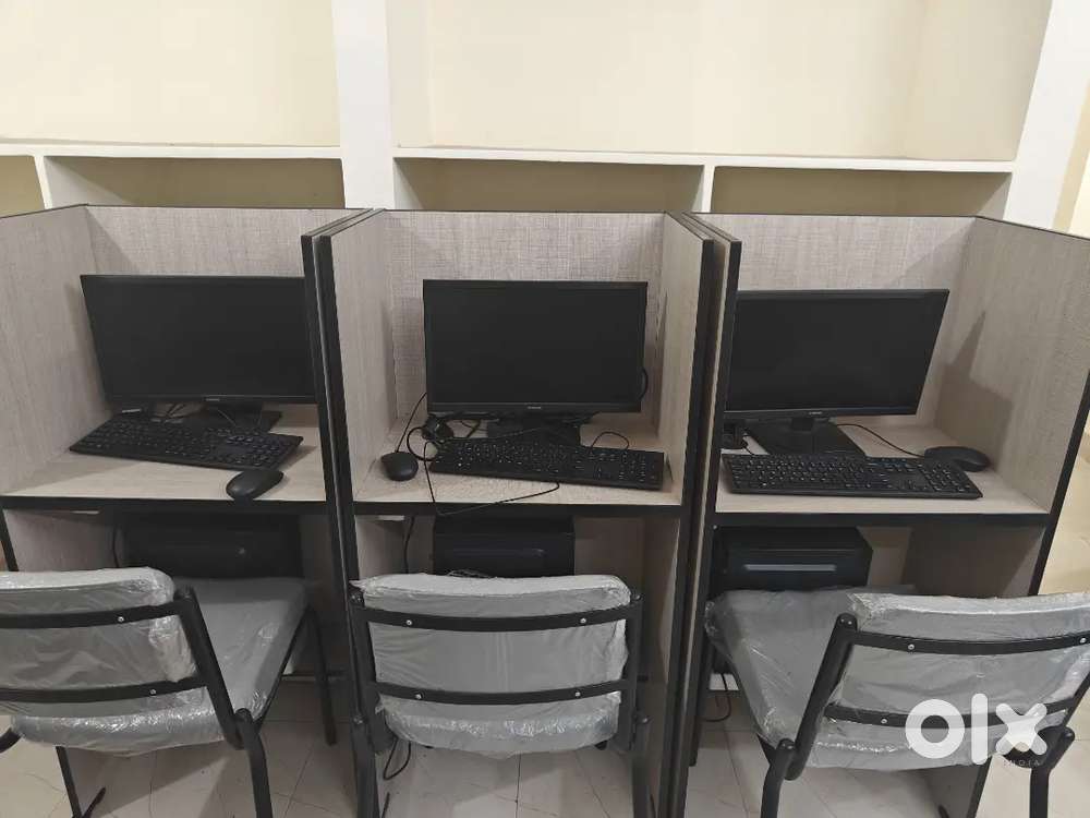 Computer with chair and stand (Full setup)