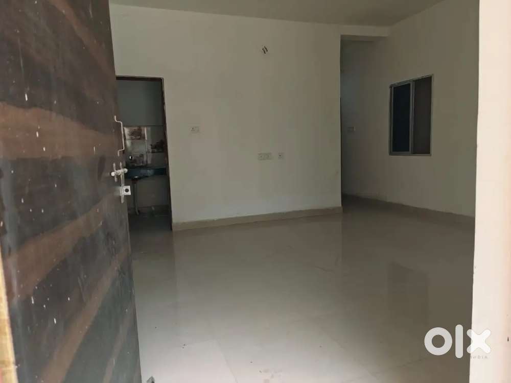 3bhk flat available for rent in sonari near petrol pump