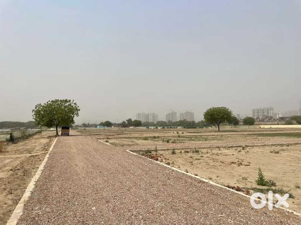 Plot for sale in Noida extension