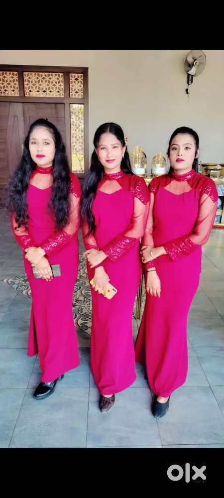 Events work..waiter ka kaam hai..only smart boys and beutiful girls