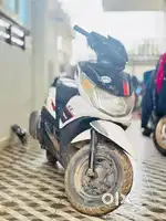 Yahama Ray z scooter