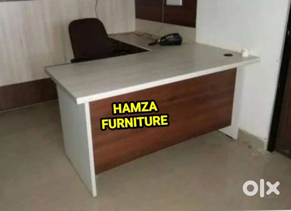 HAMZA FURNITURE New designer stylish look particle wood TABLE
