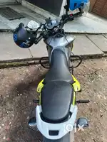Bajaj palsar N125