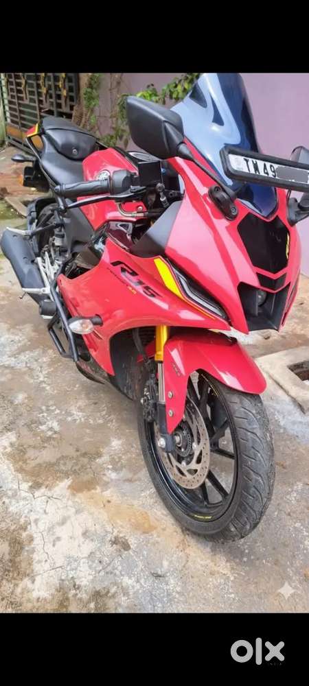 R15 V4  (2022 Nov)