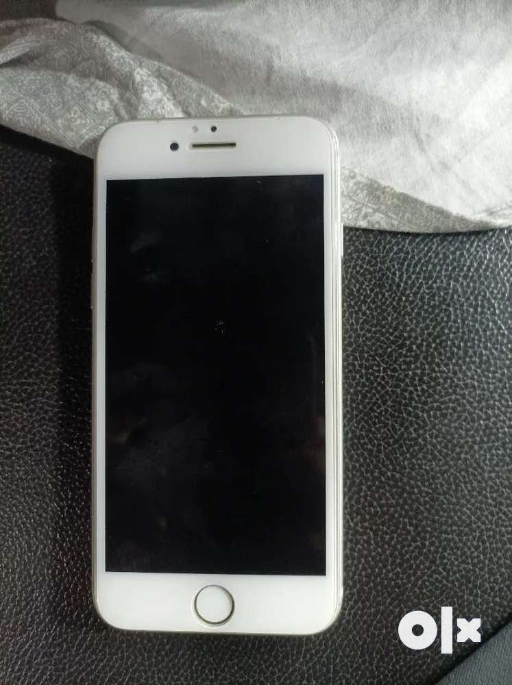 iPhone 7 32GB in excellent condition