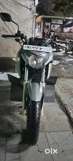 Apache RTR 200 4V want to sell Urgent