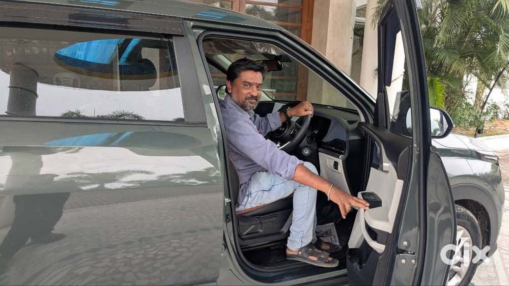 Personal assistant and personal driver