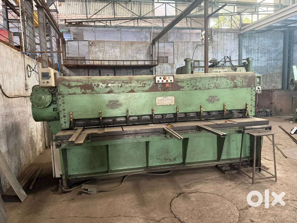 pneumatic shearing machine