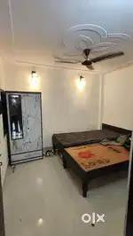 1BHK SPACIOUS SEMI FURNISHE FLAT AVAILABLE FOR RENT IN NEW ASHOK NAGAR