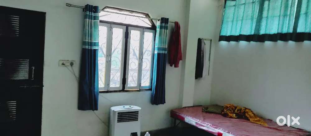 1 BHK Room for rent pandeypur varanasi