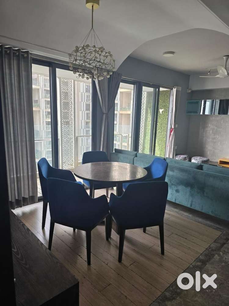 Premium wood 5 seater Dinning Set ( Velvet Fabric Chairs)- Unique