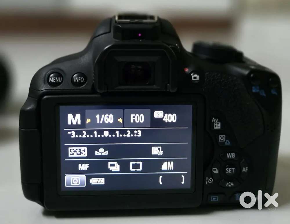Canon 700D