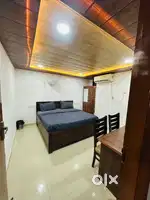PG FOR Boys &Girls At Noida sector 51 Main Road